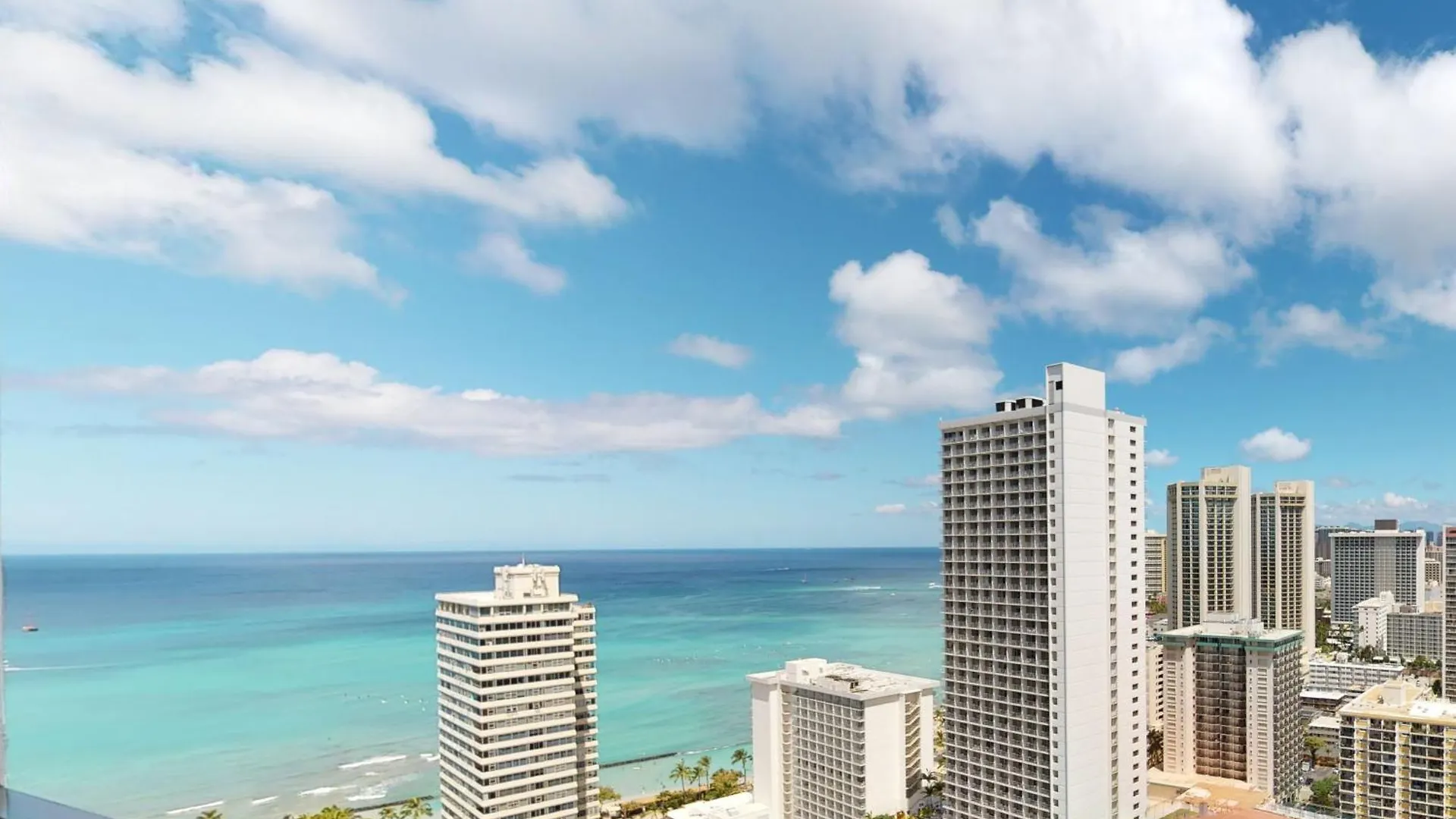 Stunning High-Rise Corner Condo With Panoramic Ocean & City Views And Free Parking Honolulu Lejlighed
